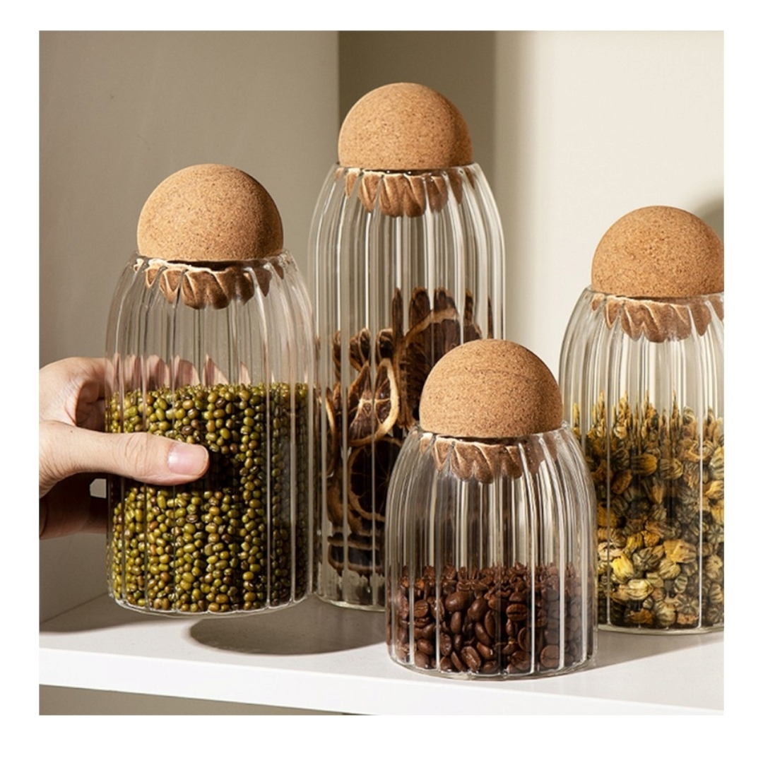 Tosyalı 4'lü Top Mantar Kapaklı Çizgili Cam Kavanoz Ve Baharatlık Seti
